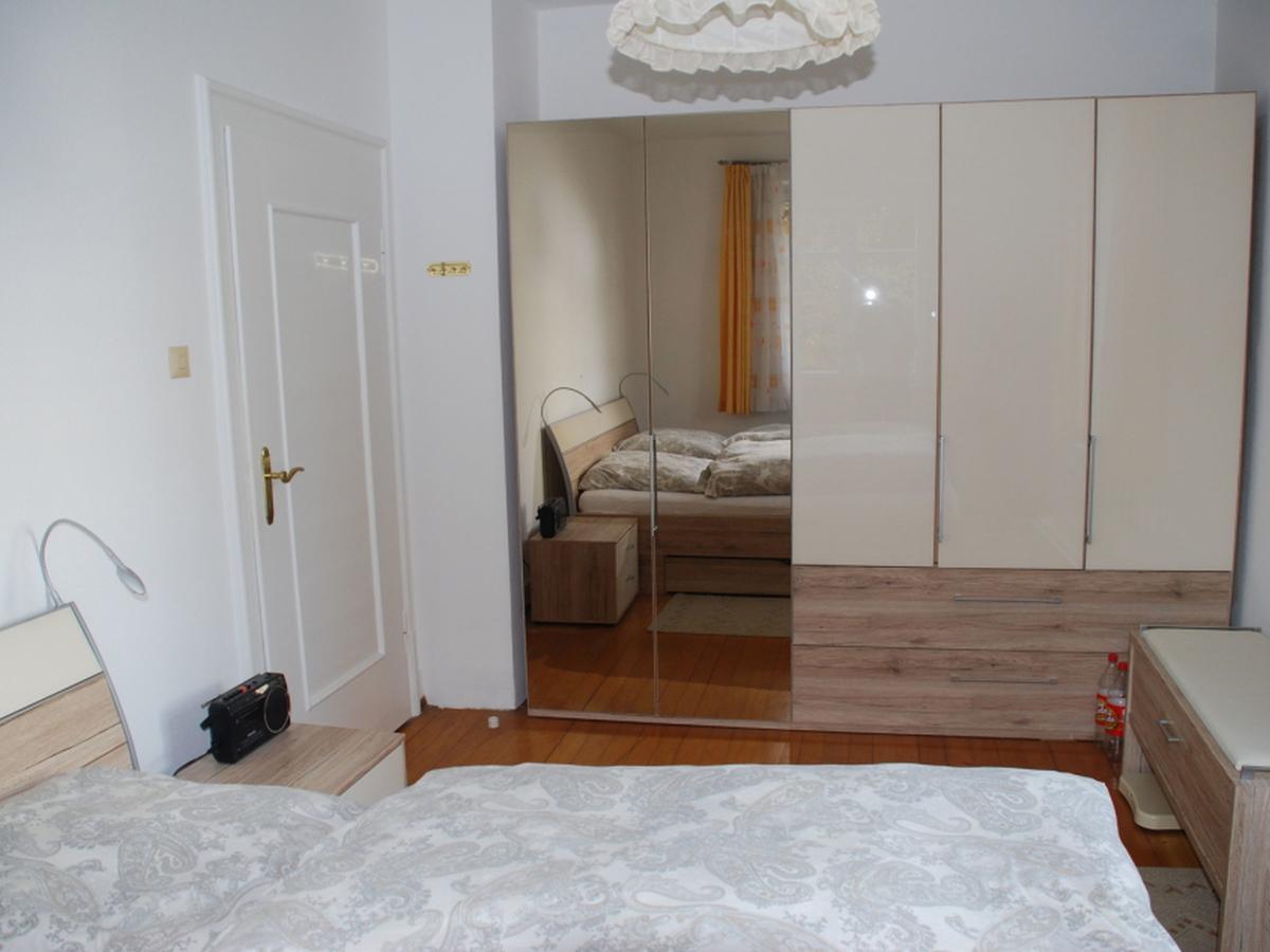 Apartmán Rotes Haus Ueber Den Weinbergen Kostnice Exteriér fotografie